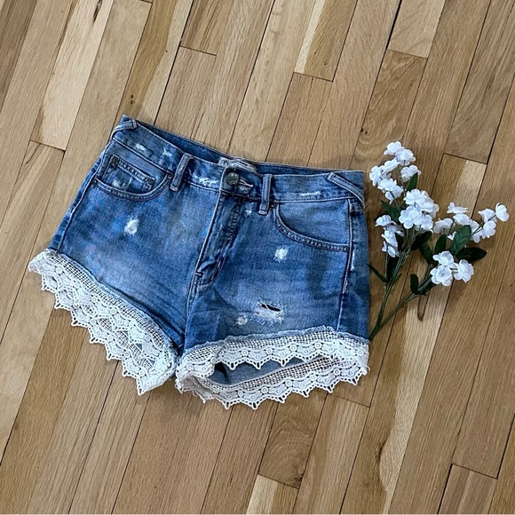 Free People Lace Shorts - Picture 2 of 4